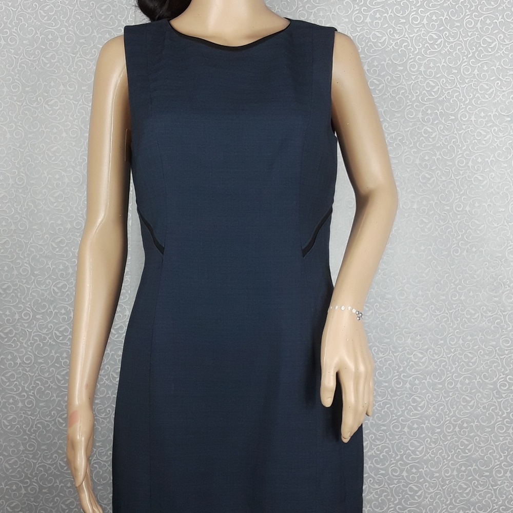 T Tahari Pre-Loved Business Dress Plaid